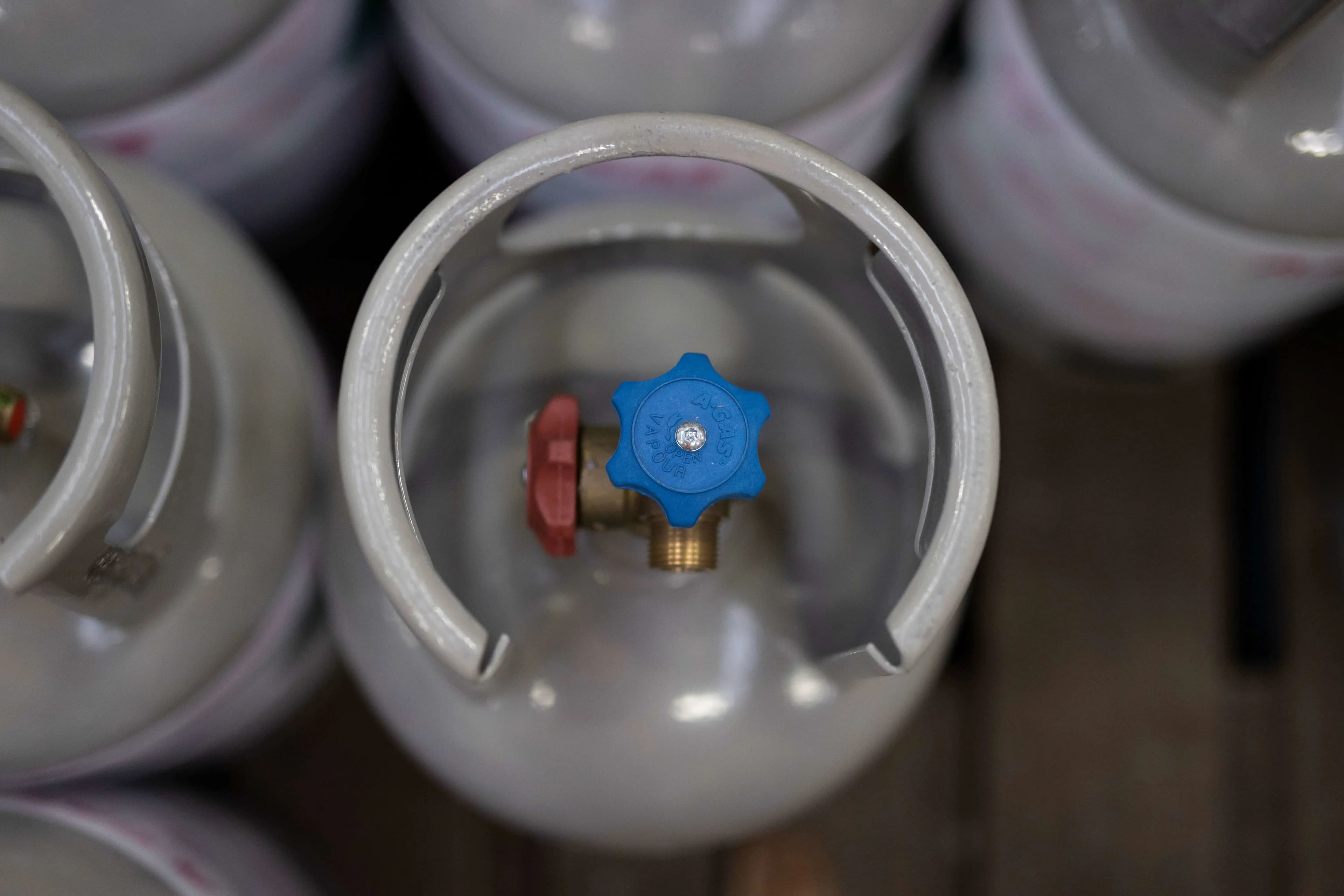 A-Gas R32 refrigerant cylinder valve